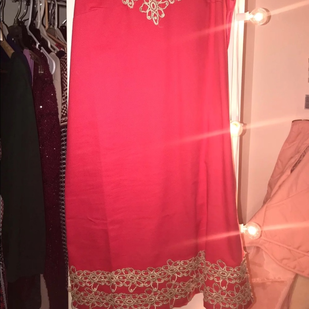 BOUTIQUE DRESS - Picture 2 of 2